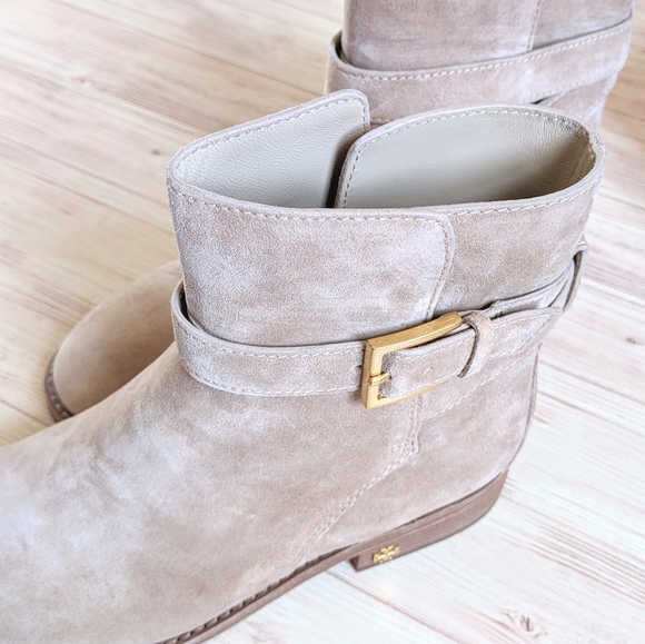 🆕❗SALE❗Tory Burch Brooke Suede Booties - Picture 4 of 7
